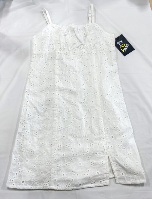 girls white eyelet dress s(6/7)